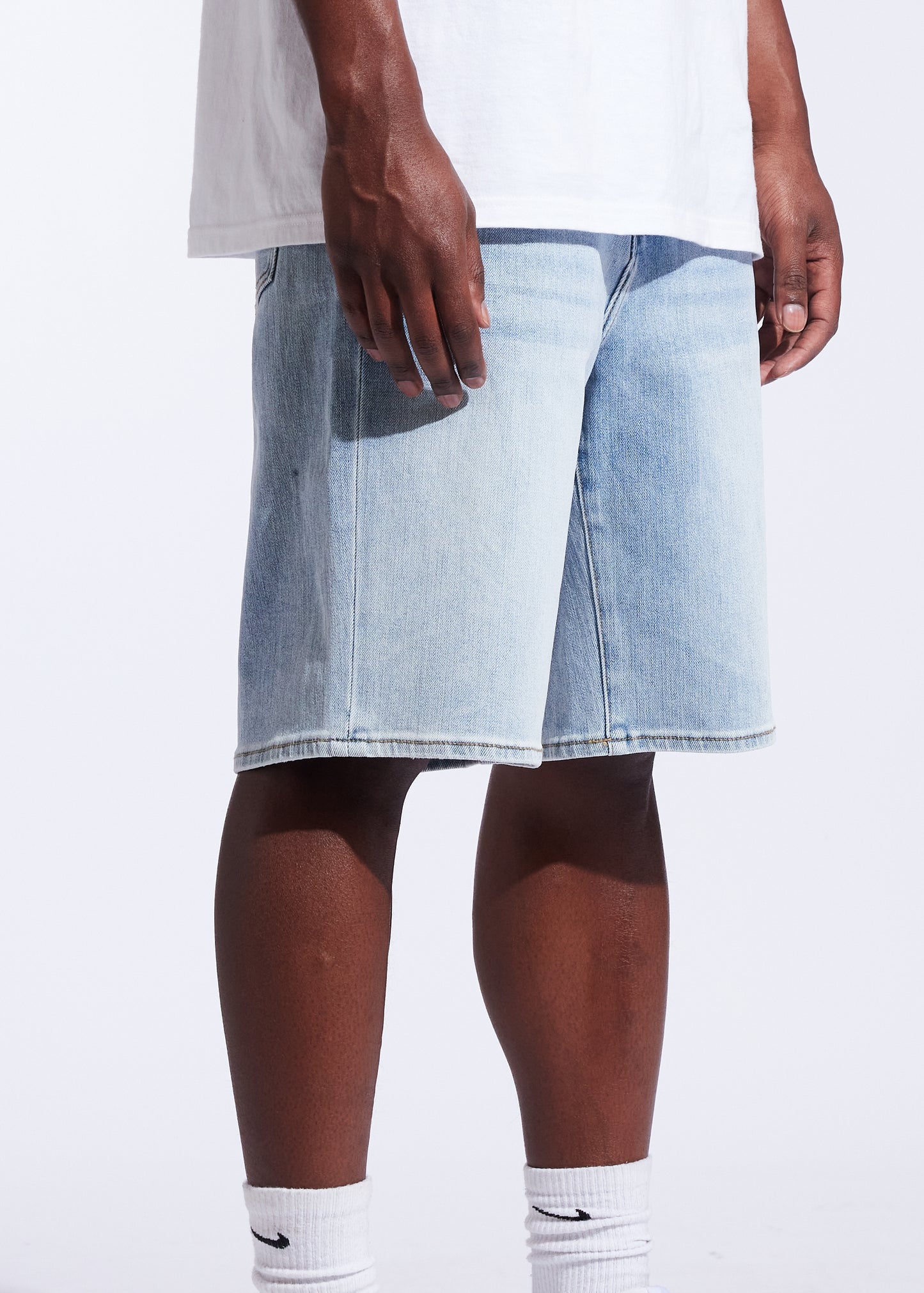Cena Denim Shorts (Bleach Wash)