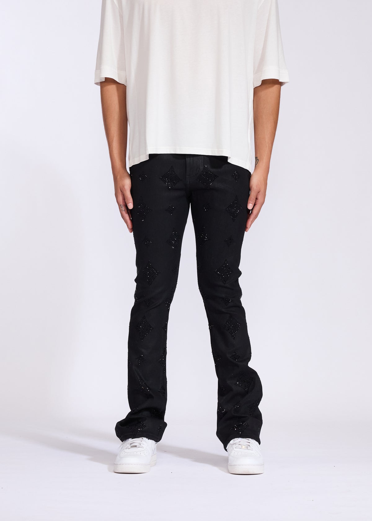 Oynx Flare Denim (Black Wax)